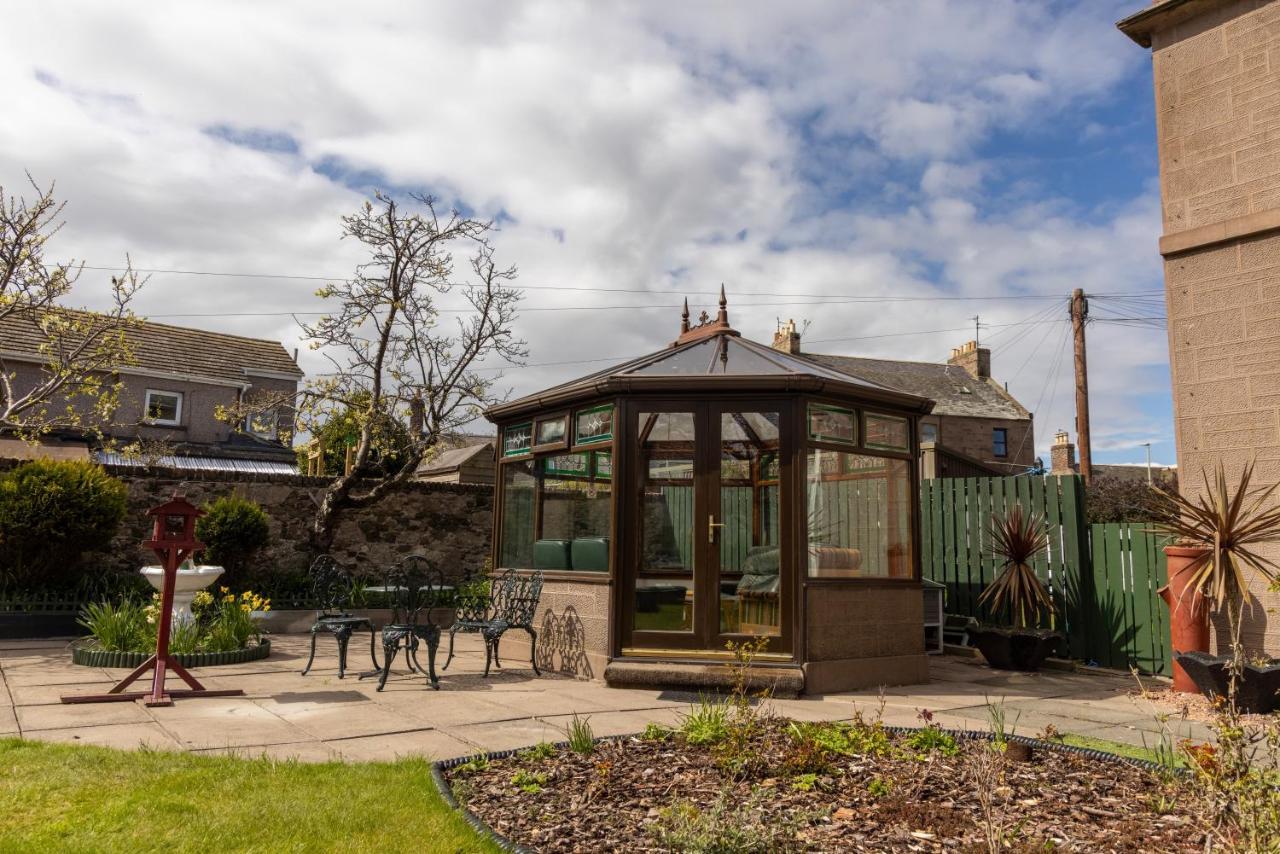 The Limes Guest House モントローズ エクステリア 写真